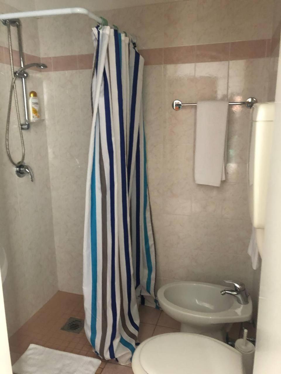 Be Me Hotel Helvetia Tabiano Terme Eksteriør bilde